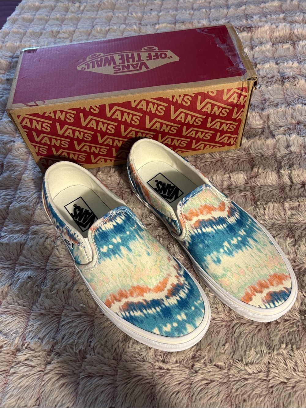 Vans women Doheny  Slip-On Tie-Dye Canvas Sneakers Off the Wall size 8